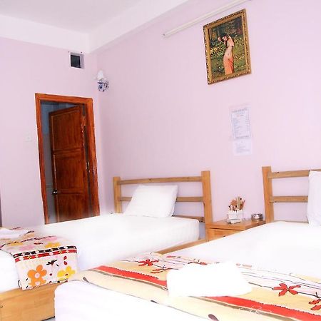 Hoa Sen Guest House Nha Trang Buitenkant foto